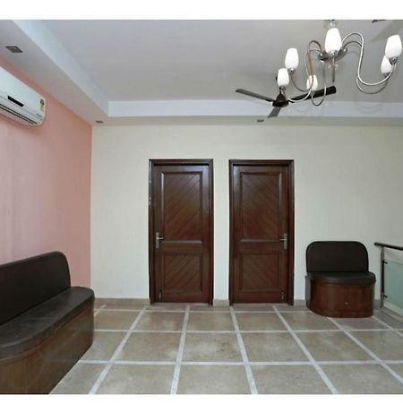 Hotel Inn Noida Zewnętrze zdjęcie